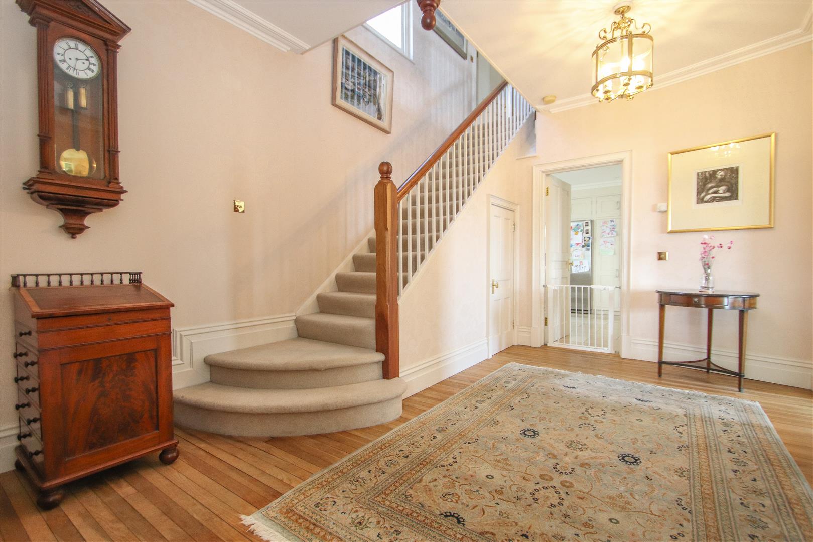 Appointmoor Marine Parade, LeighOnSea